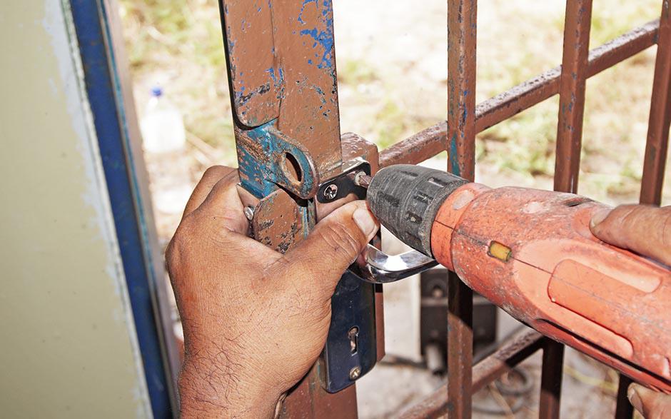 installer serrure Fosses